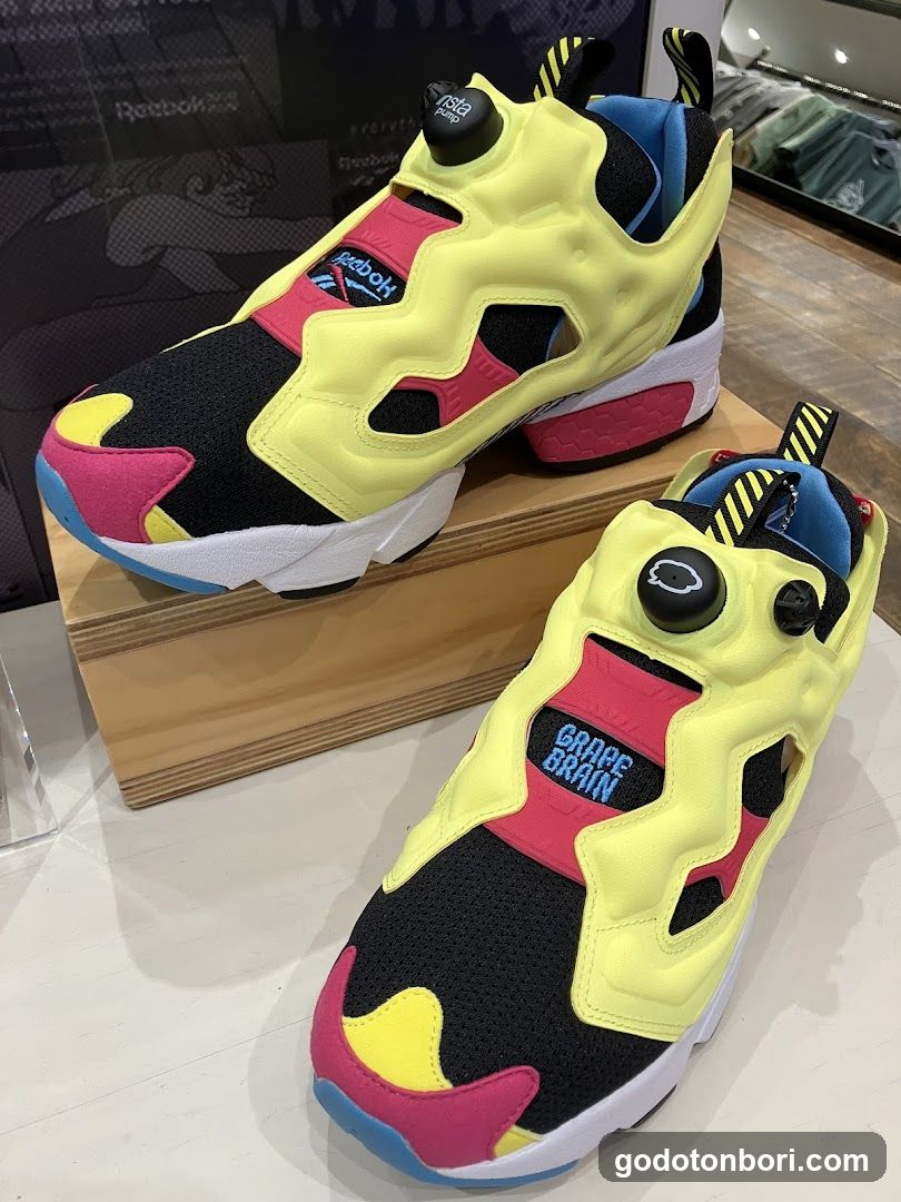 Reebok Store Shinsaibashi