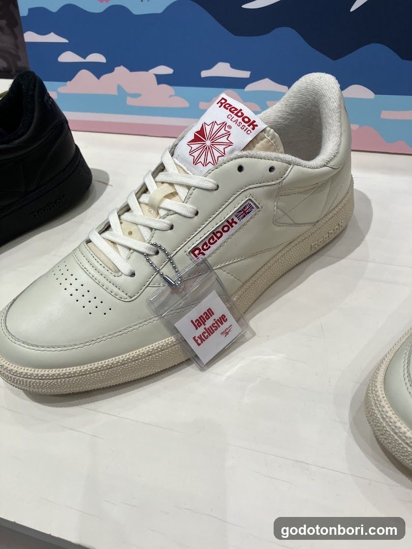Reebok Store Shinsaibashi