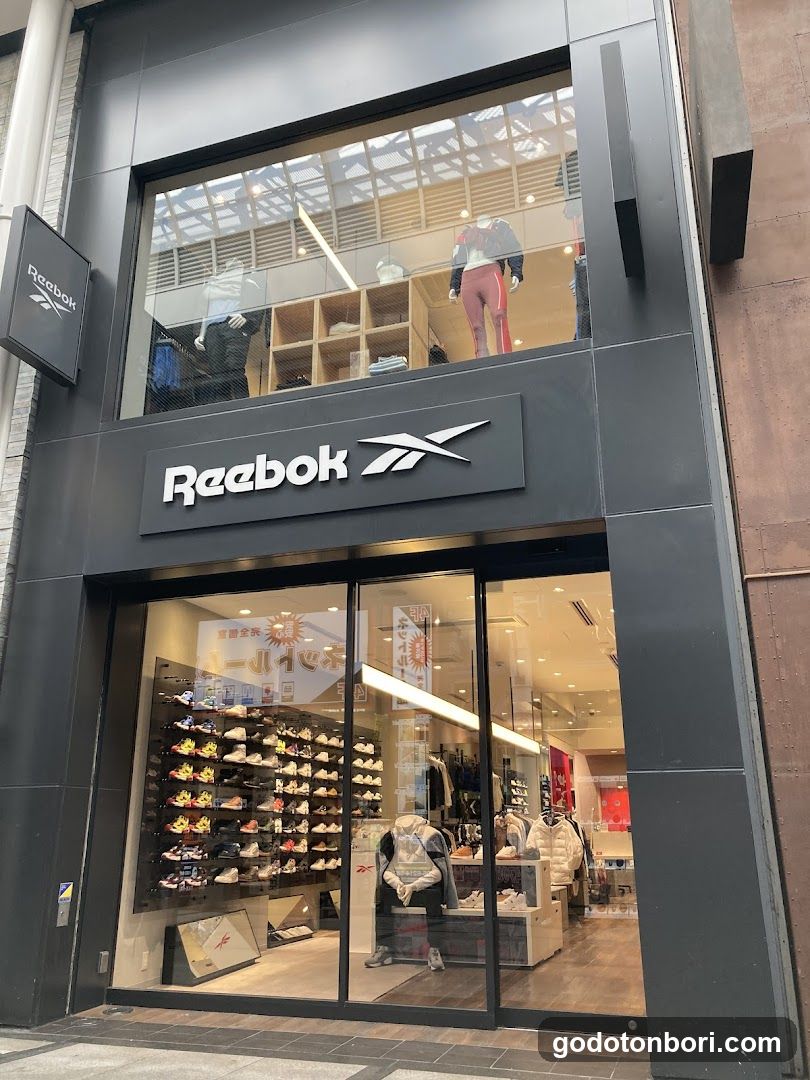 Reebok Store Shinsaibashi