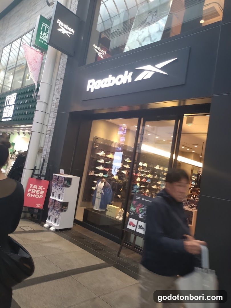 Reebok Store Shinsaibashi