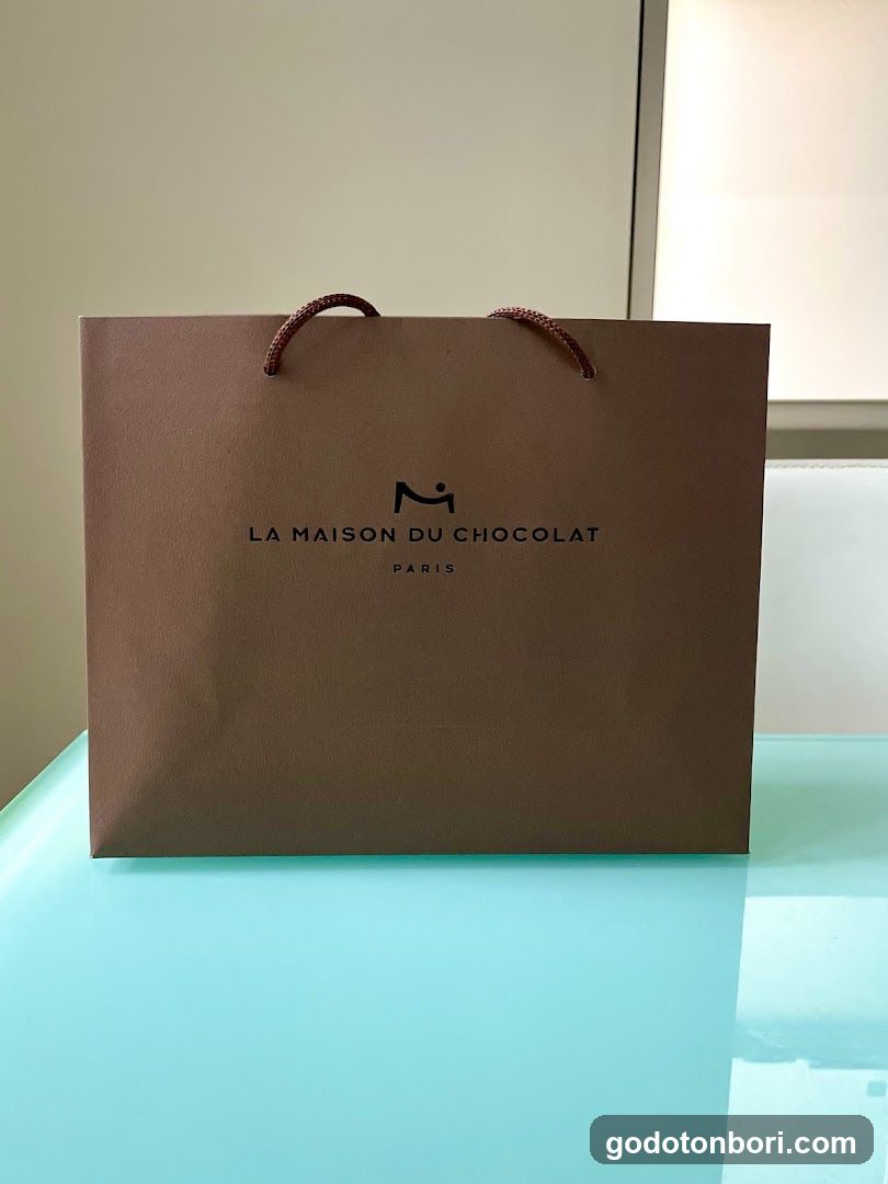 LA MAISON DU CHOCOLAT Takashimaya Osaka Store
