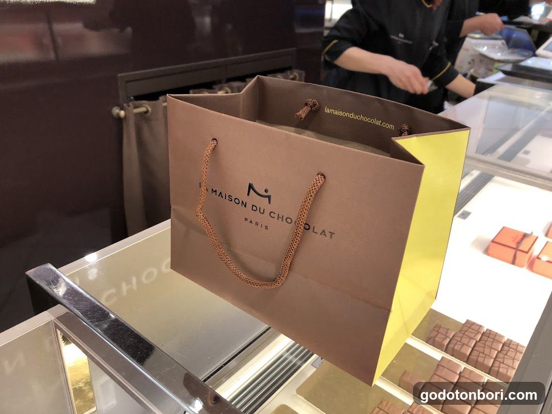LA MAISON DU CHOCOLAT Takashimaya Osaka Store