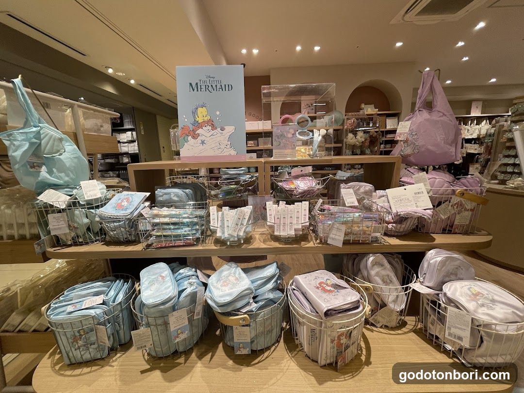 DAISO