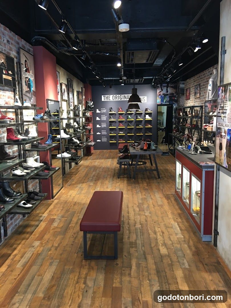 Dr. Martens Shinsaibashi Europe Street