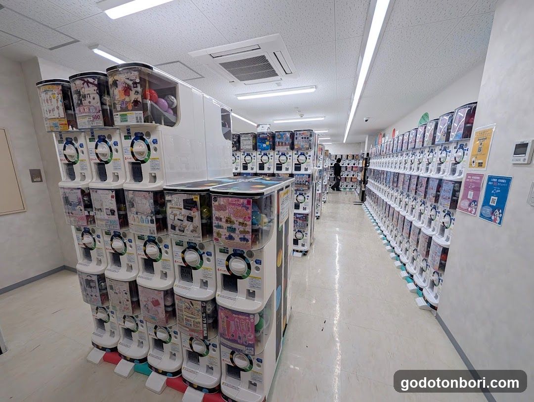 #C-pla Osaka Shinsaibashisuji 1 Chome
