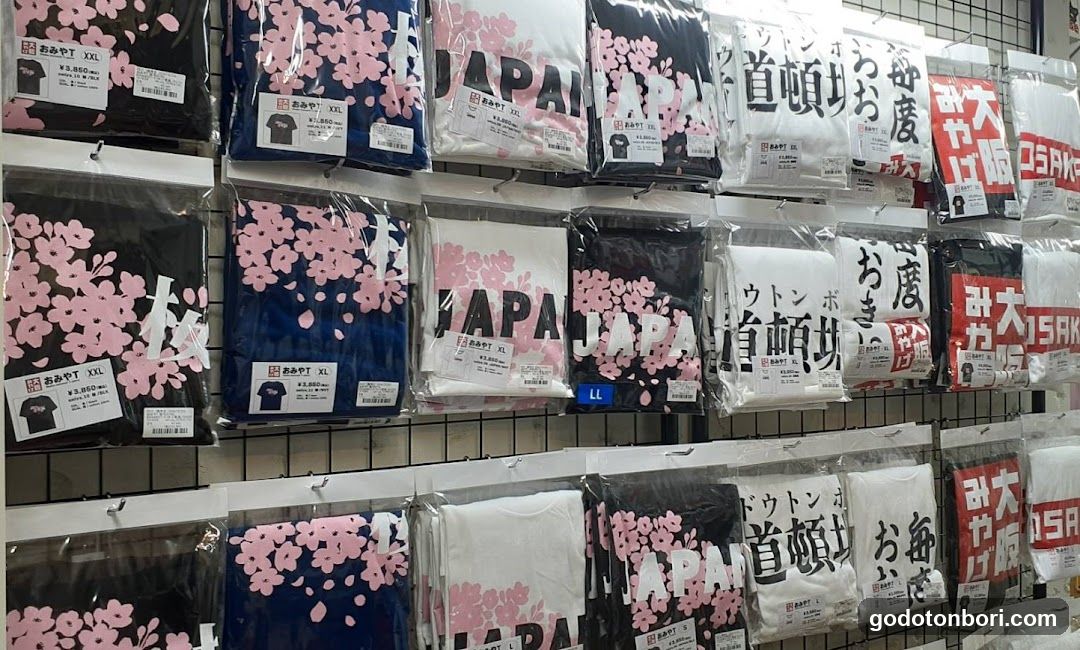 Guf Namba Ebisubashi（Japan Culture & Character Shop）