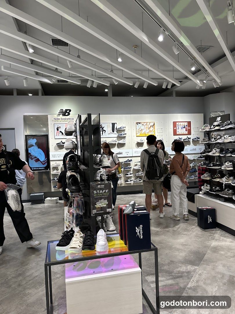 ABC-MART GRAND STAGE Osaka Shop