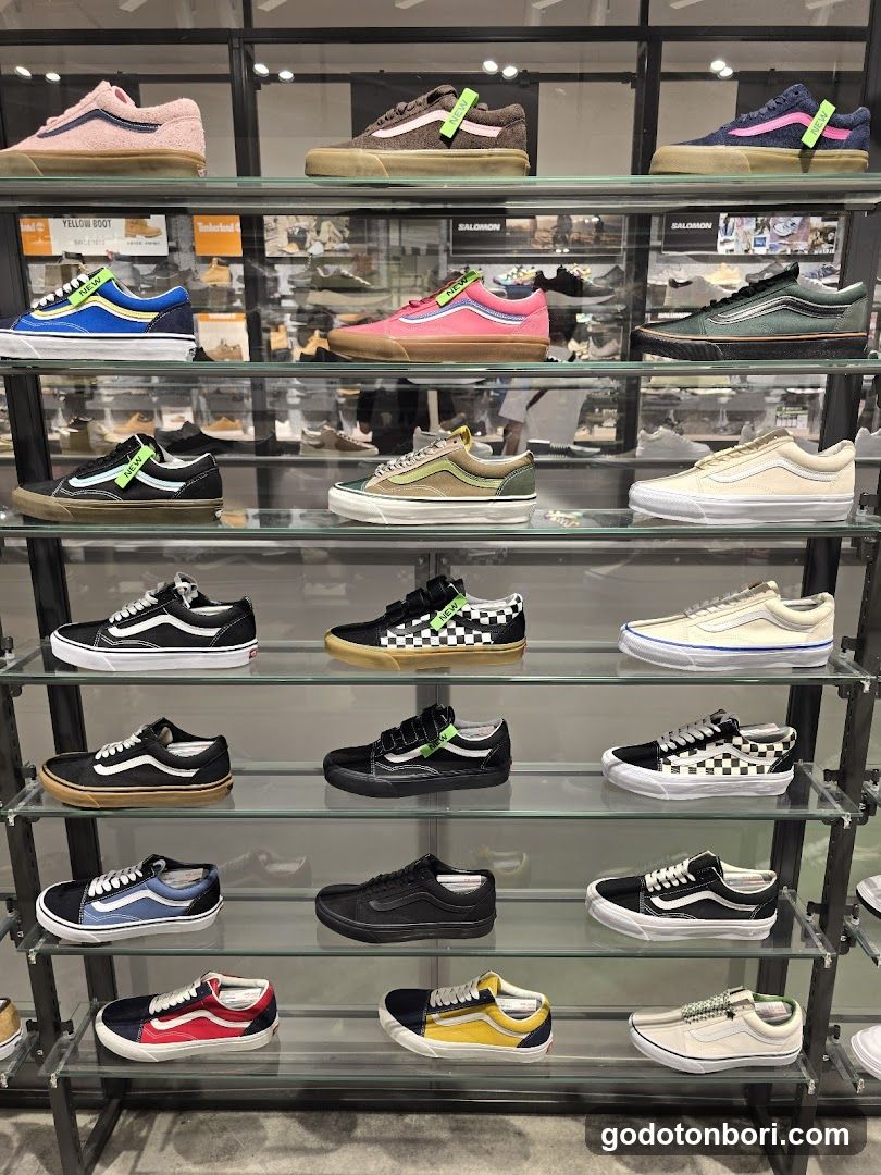 ABC-MART GRAND STAGE Osaka Shop
