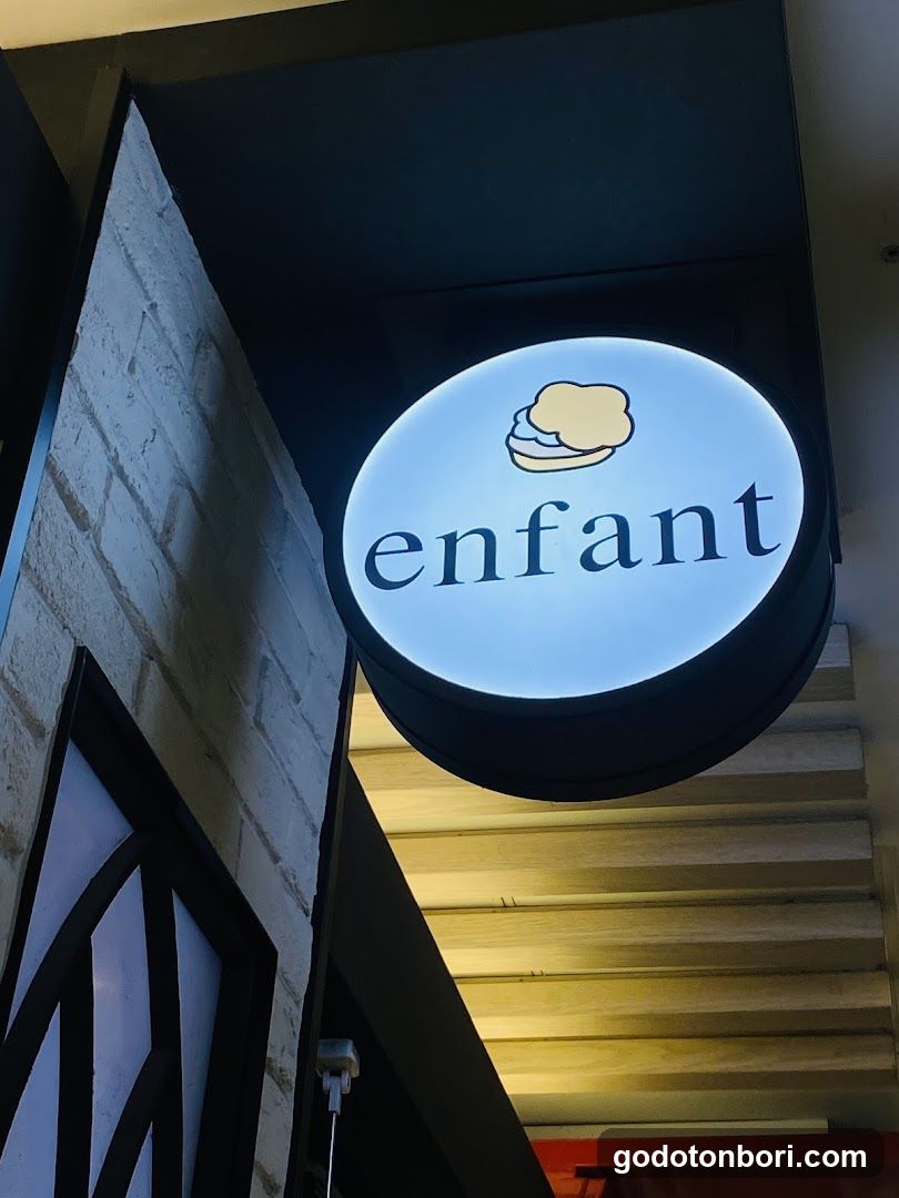 Sweets Shop Enfant Kintetsu Namba Station