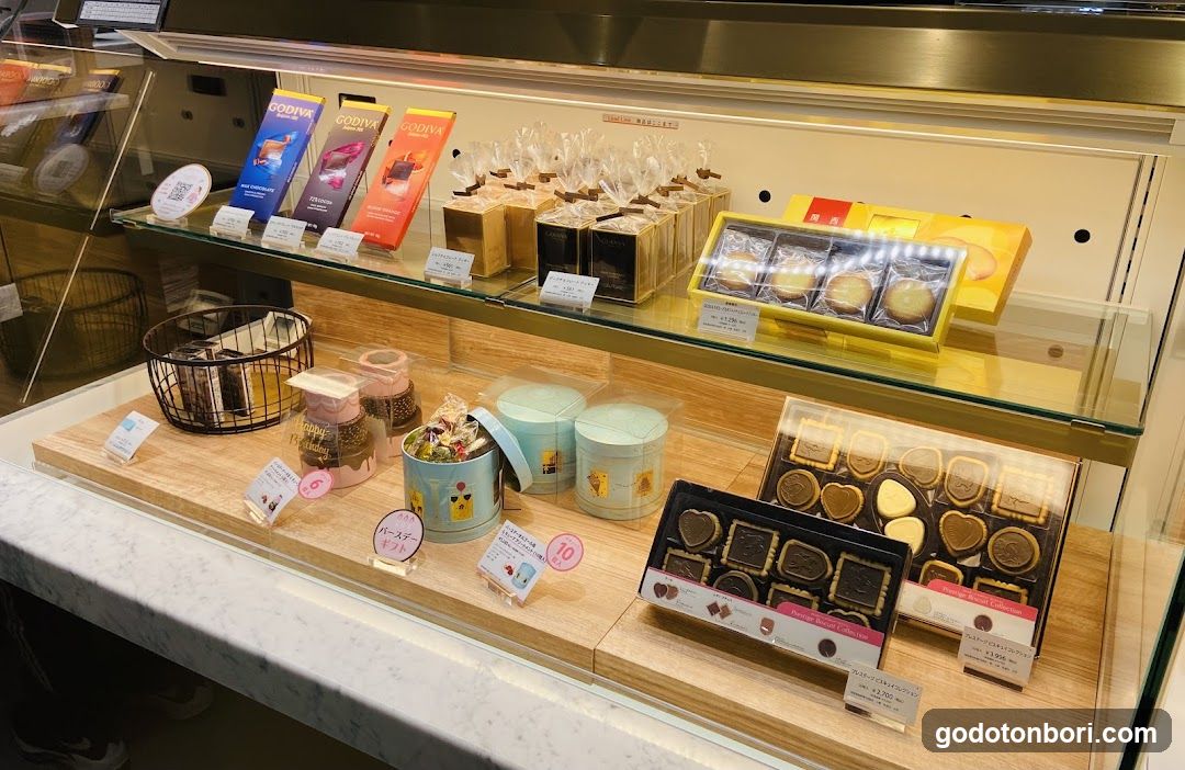 GODIVA Daimaru Shinsaibashi Store