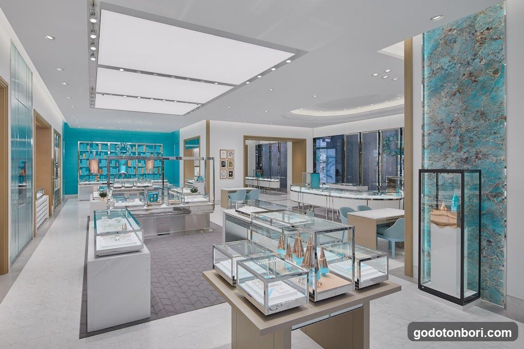 Tiffany & Co. Shinsaibashi Parco Store