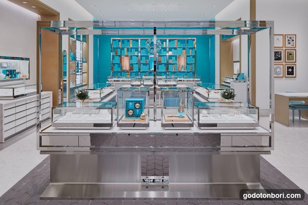 Tiffany & Co. Shinsaibashi Parco Store