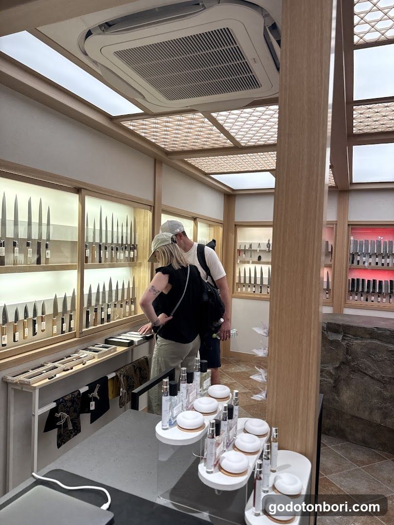 MUSASHI JAPAN 大阪難波店 Knife Shop