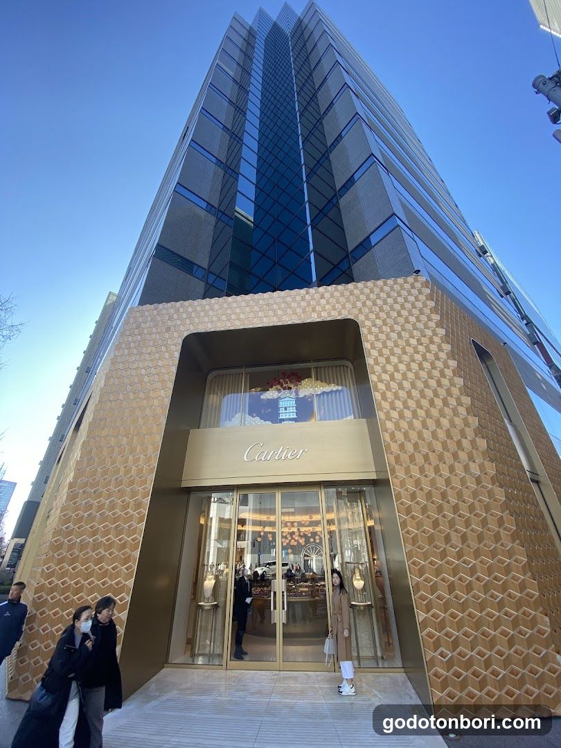 Cartier Daimaru Shinsaibashi Store