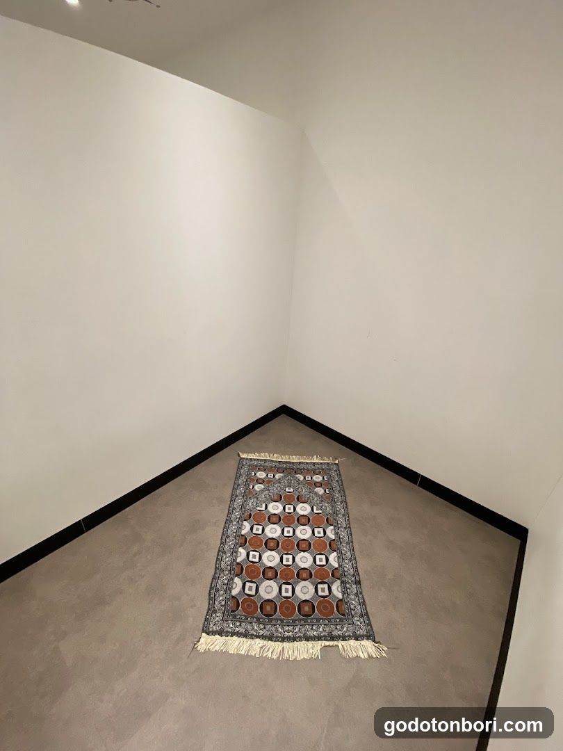 Prayer Room in Daimaru South Bldg. 7th floor
