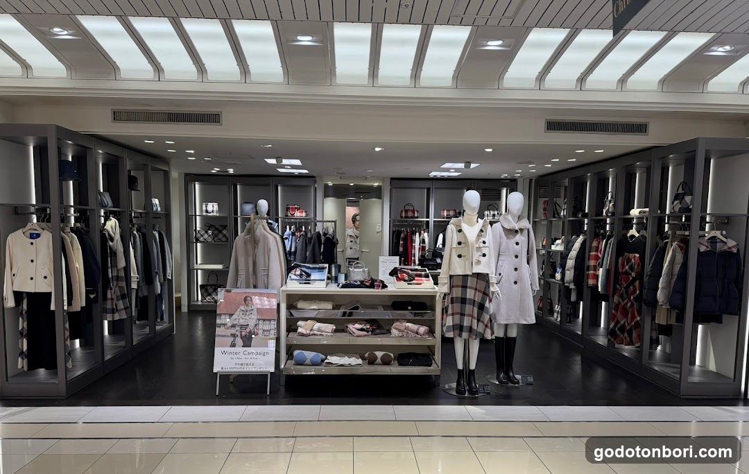 BLUE LABEL CRESTBRIDGE Osaka Takashimaya