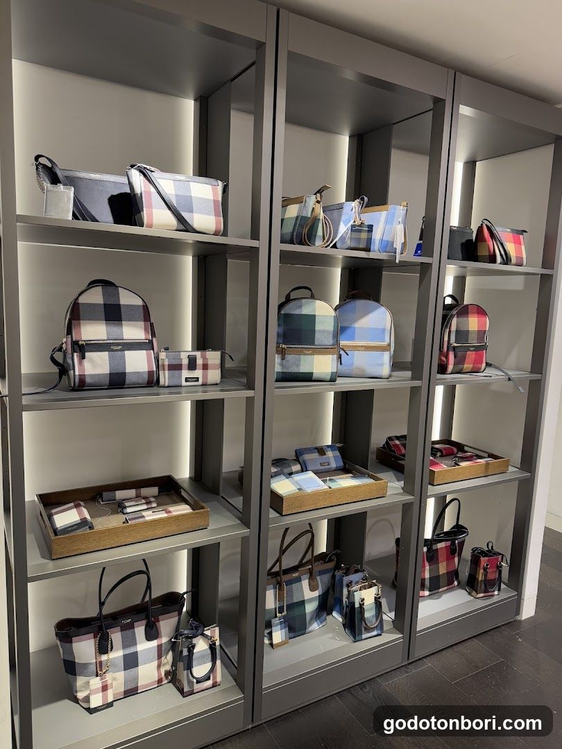 BLUE LABEL CRESTBRIDGE Osaka Takashimaya