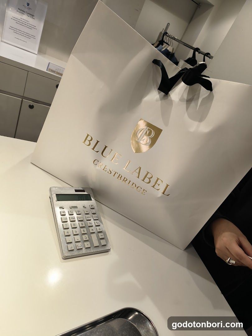 BLUE LABEL CRESTBRIDGE Osaka Takashimaya