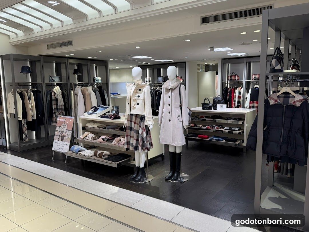 BLUE LABEL CRESTBRIDGE Osaka Takashimaya
