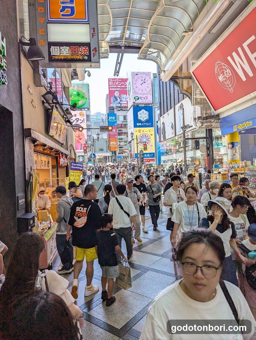Pandora Shinsaibashi(Pandora 心斎橋店)