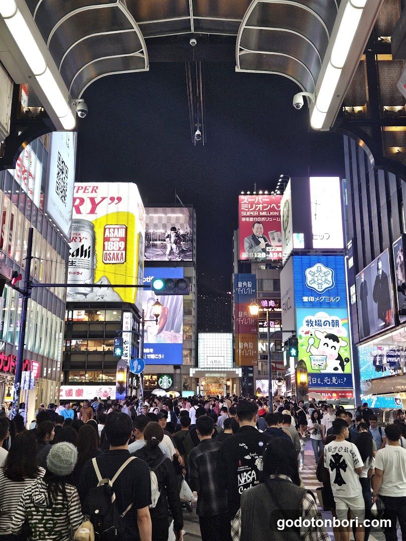 Pandora Shinsaibashi(Pandora 心斎橋店)