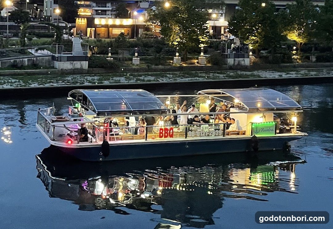 Pirates cruise by Pirates of Osaka
