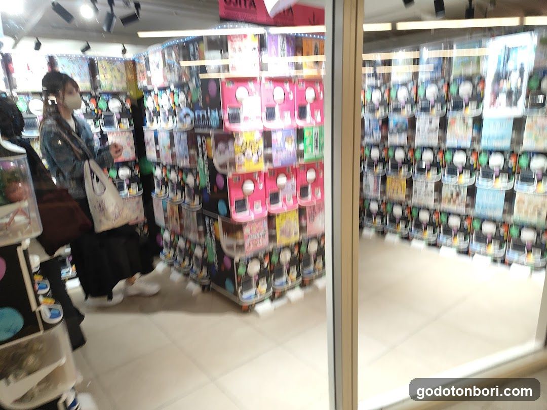 #C-pla ekimoなんば店