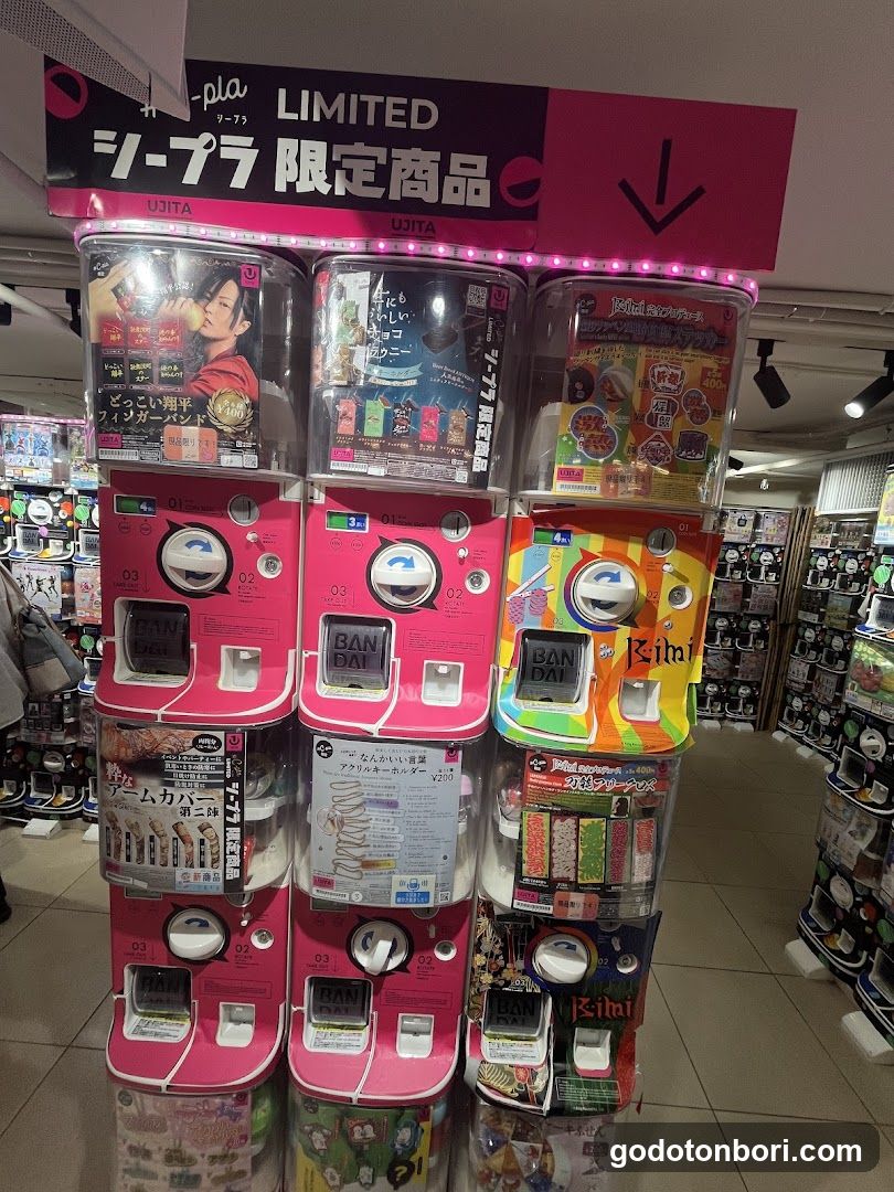 #C-pla ekimoなんば店