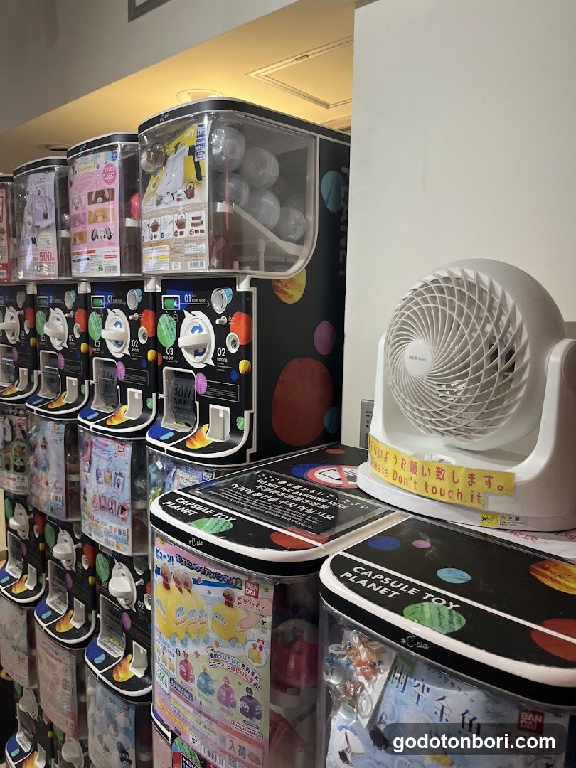 #C-pla ekimoなんば店