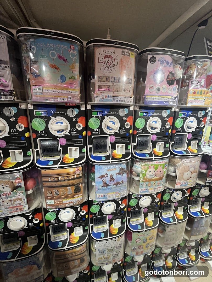 #C-pla ekimoなんば店