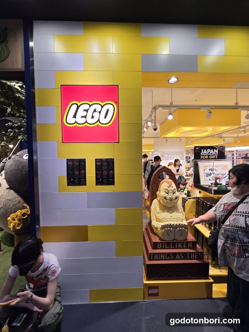 Lego Shinsaibashi