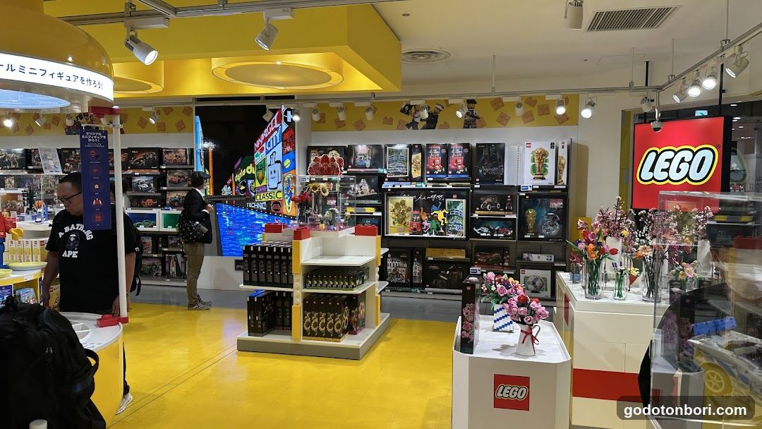 Lego Shinsaibashi