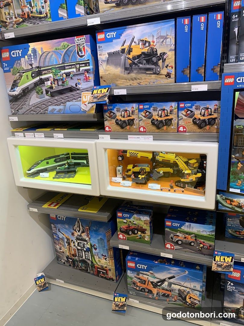 Lego Shinsaibashi