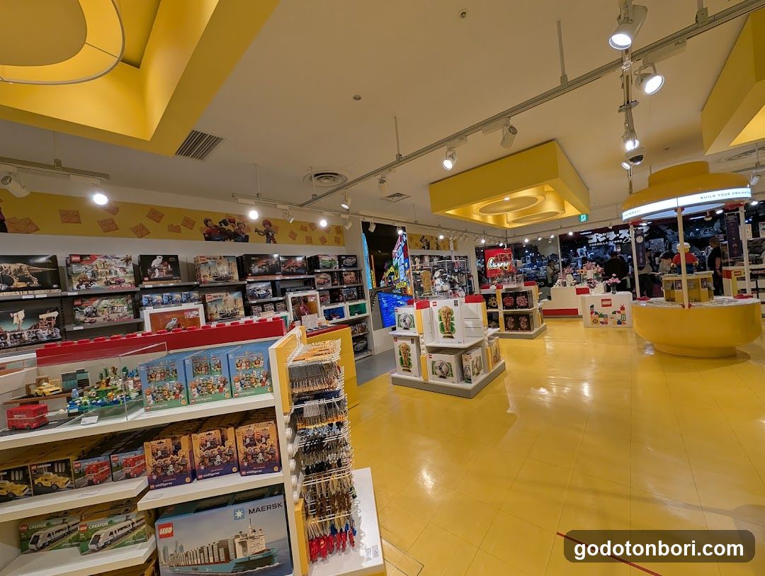Lego Shinsaibashi
