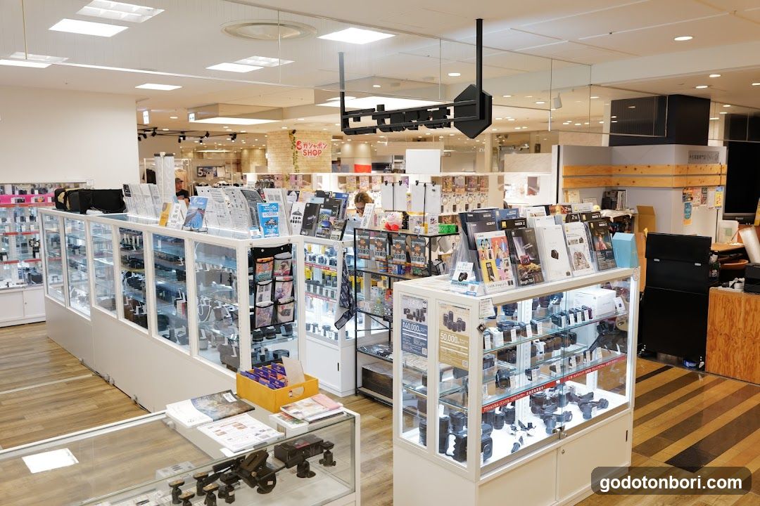 Naniwa Camera Namba Marui Store
