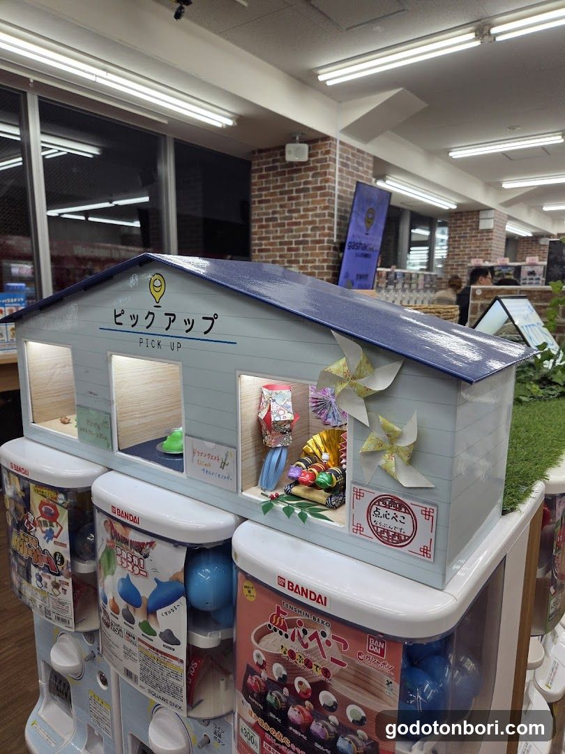gashacoco Namba Station(Capsule Toy Store)