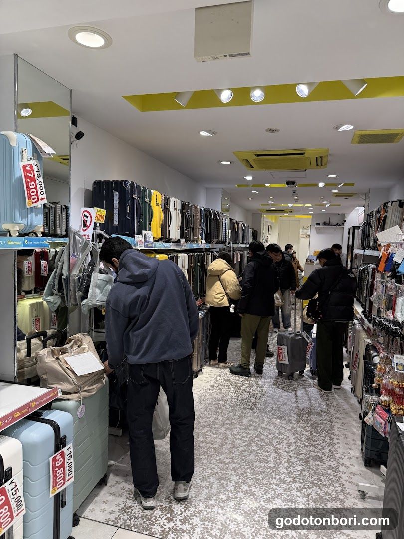 M coin's 心斎橋本店