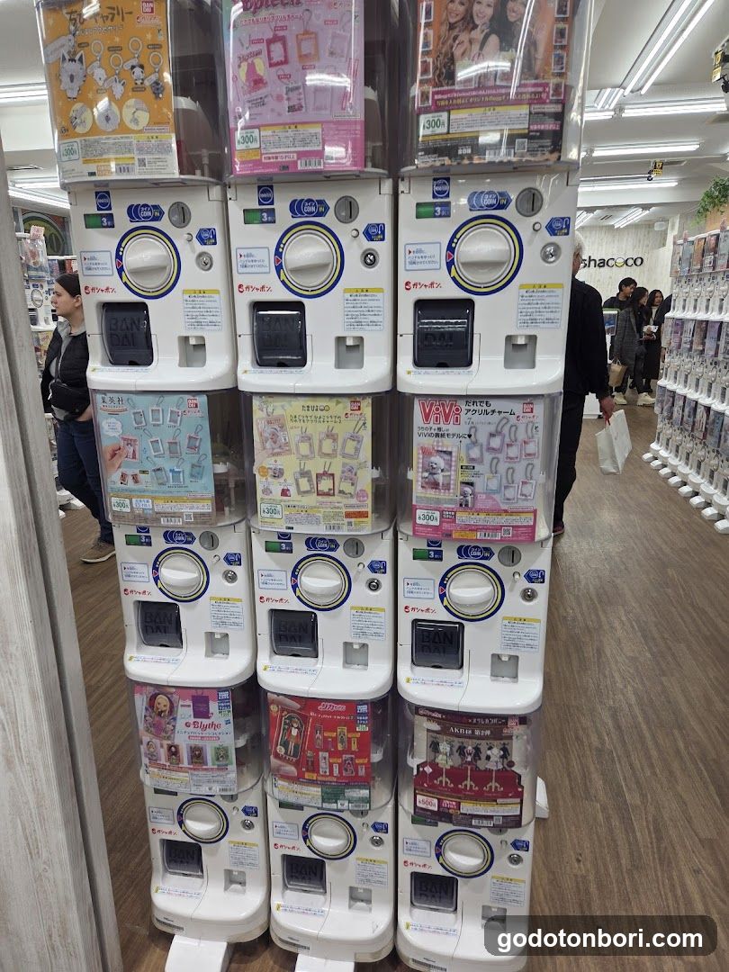 gashacoco Namba Station(Capsule Toy Store)