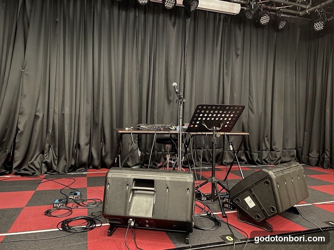 Muse Hall