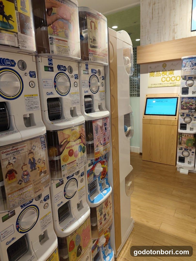 gashacoco Namba Station(Capsule Toy Store)
