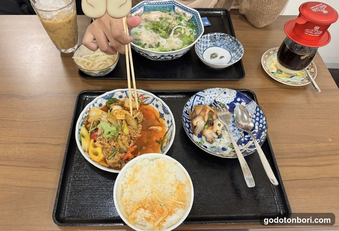 PHO ME HALAL RESTAURANT