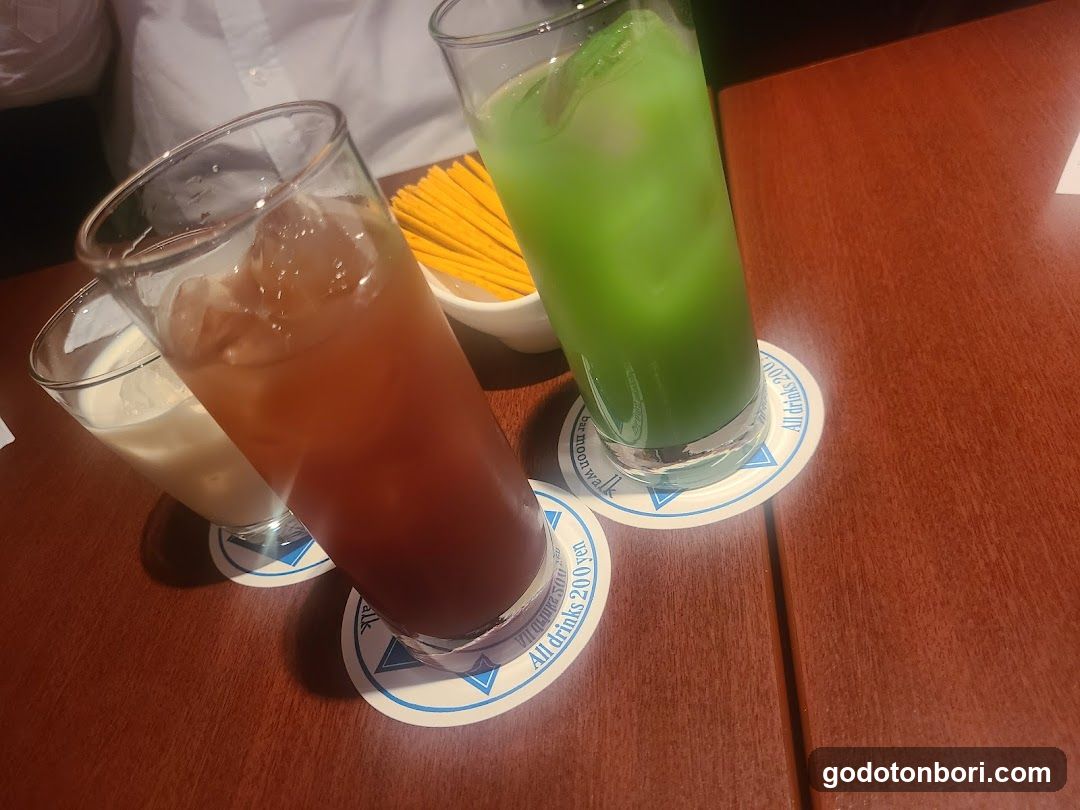bar moon walk Nanbaten