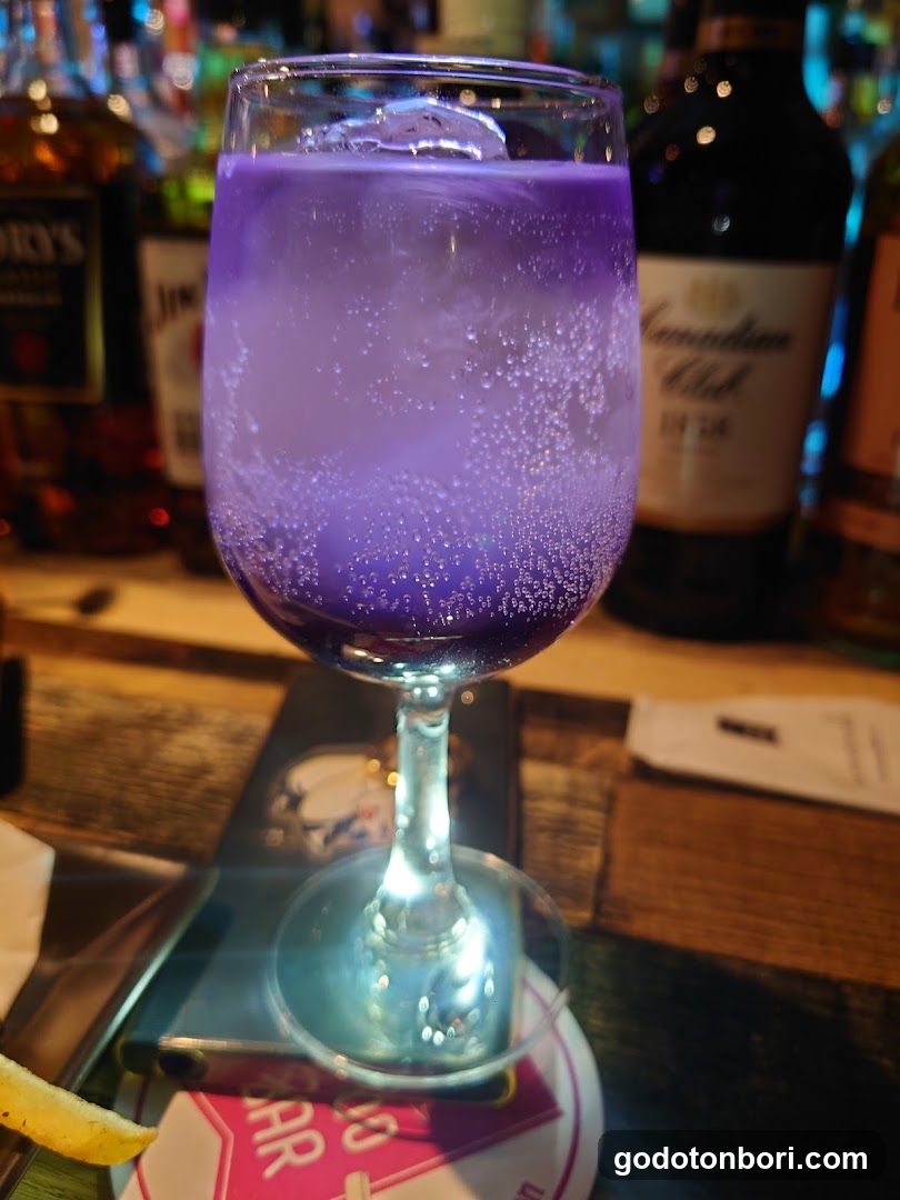 bar moon walk Nanbaten