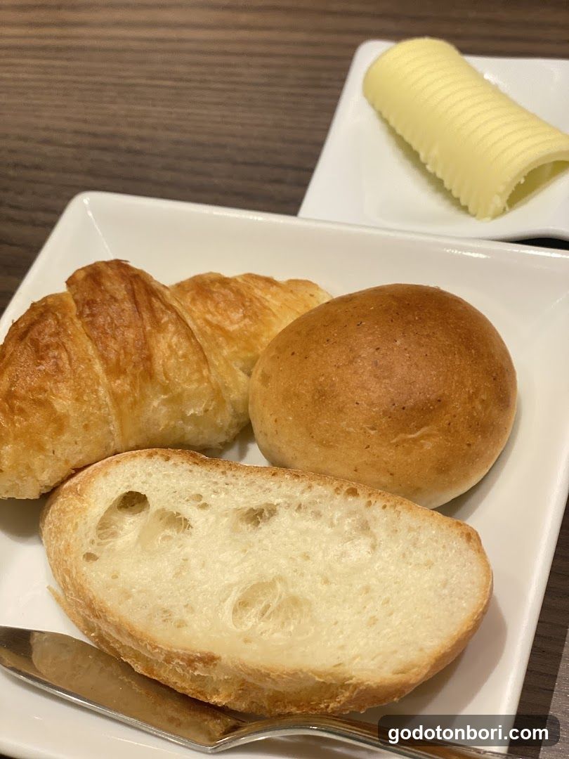 Cafe Dining Liregaro