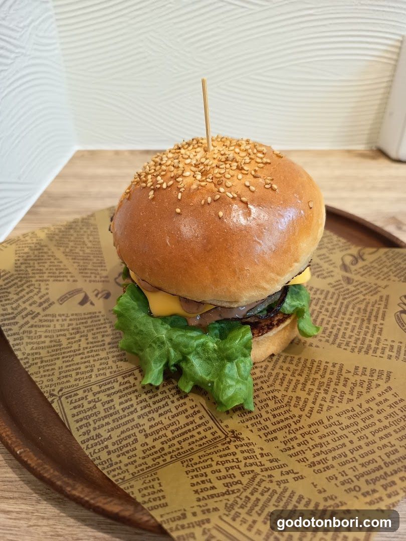 神戸牛 麓の宮BURGER