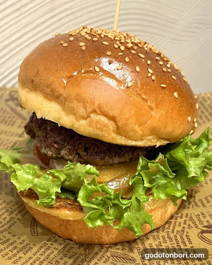 神戸牛 麓の宮BURGER