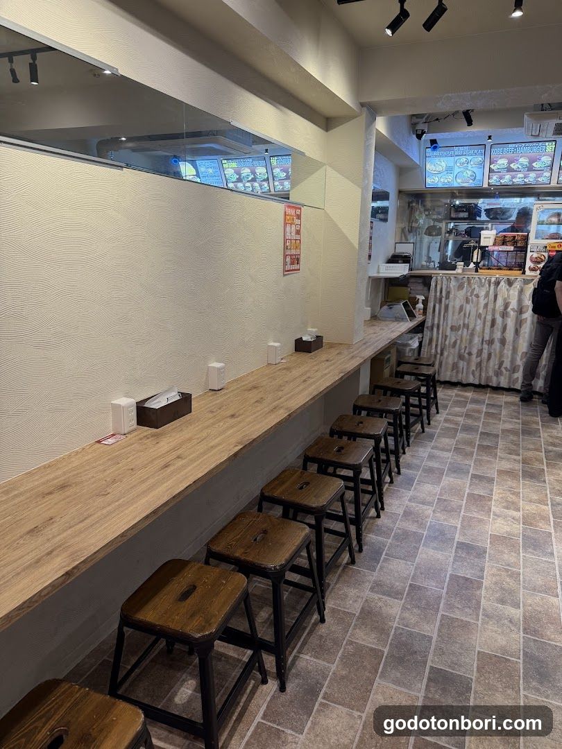 神戸牛 麓の宮BURGER