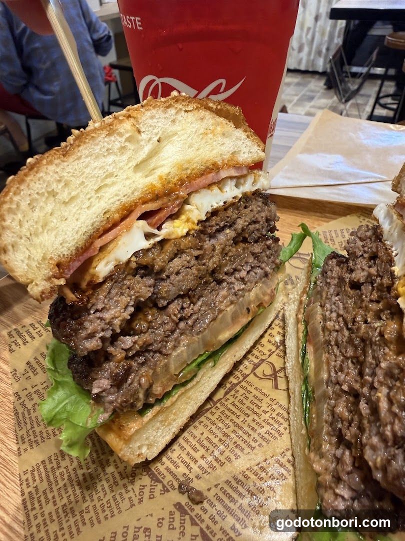 神戸牛 麓の宮BURGER