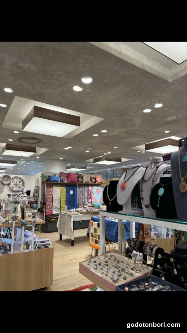 アリメダコレクションなんばマルイ店 4F