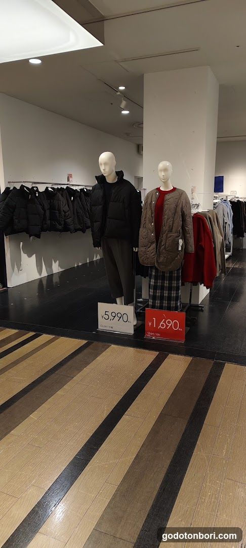 coca なんばマルイ店
